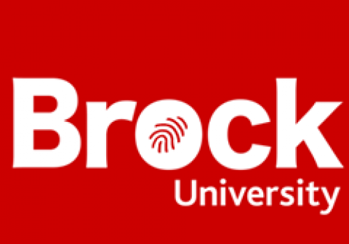 Trường Đại học Brock tọa lạc gần thác Niagara cách Toront...