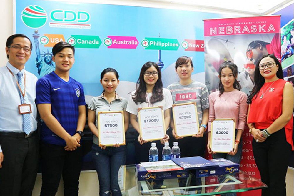 Tháng 7 tràn ngập niềm vui